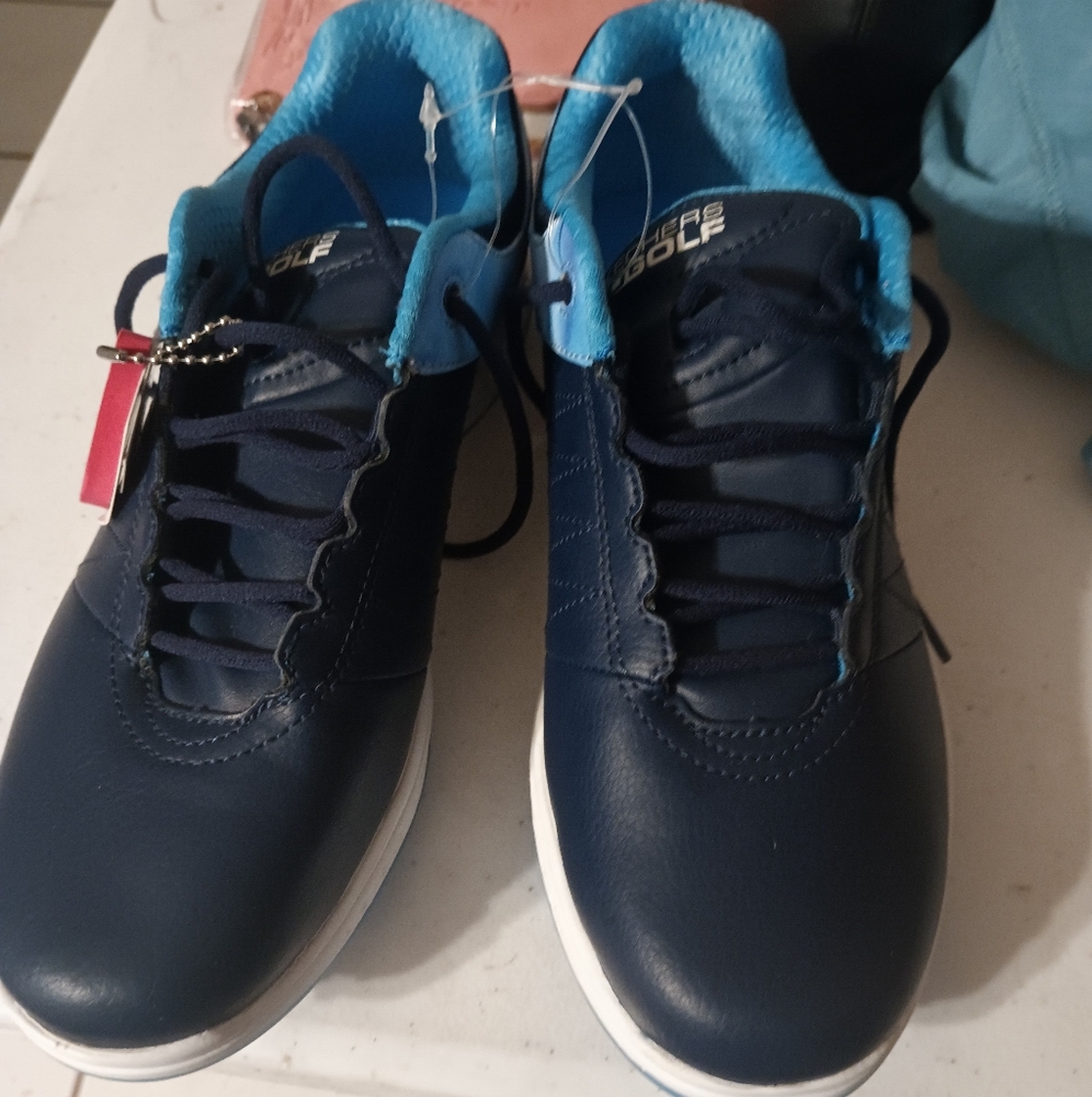 Skechers Spikeless GoPivot Women's Golf Shoes Size 6 1/2